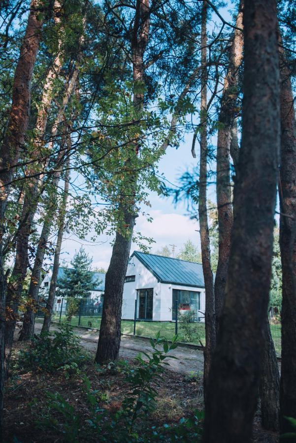 Narev Domy Wakacyjne Kazdy Dom Na Wylacznosc Oddzielnie Ogrodzony Pomiechówek Exterior foto